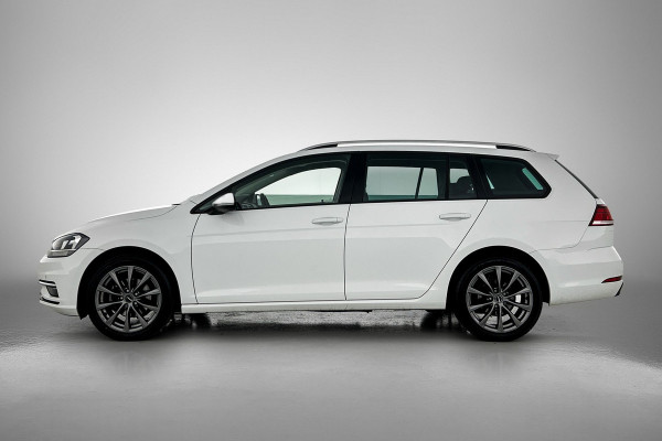 Volkswagen GOLF Variant 1.0 TSI Comfortline Business Automaat (NAVIGATIE, PARKEERSENSOREN, CARPLAY, DEALER ONDERHOUDEN)