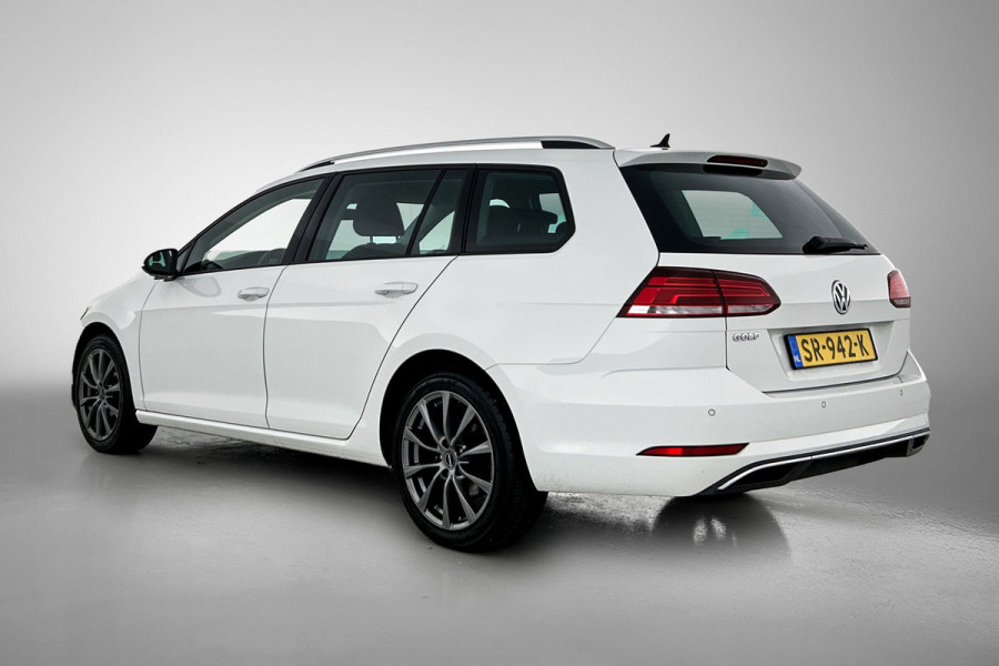 Volkswagen GOLF Variant 1.0 TSI Comfortline Business Automaat (NAVIGATIE, PARKEERSENSOREN, CARPLAY, DEALER ONDERHOUDEN)