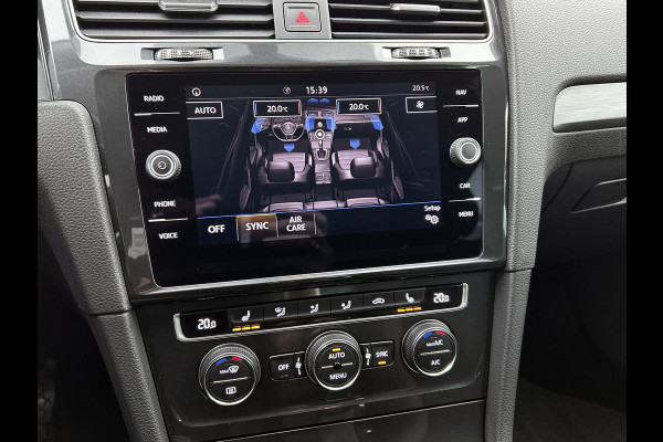 Volkswagen GOLF Variant 1.0 TSI Comfortline Business Automaat (NAVIGATIE, PARKEERSENSOREN, CARPLAY, DEALER ONDERHOUDEN)
