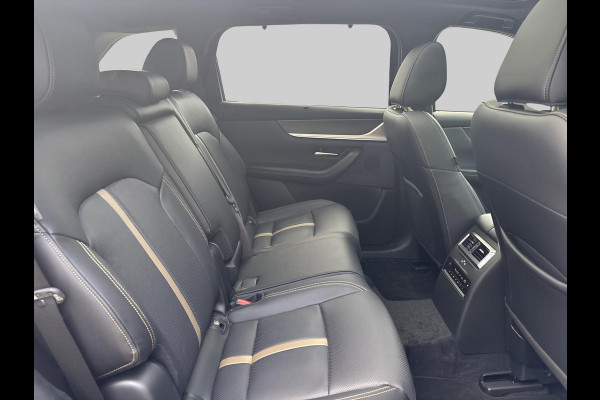 Mazda CX-80 2.5 e-SkyActiv PHEV Homura Plus 7-zitter Uitklapbare trekhaak | klasse III alarm | meest luxe uitvoering Nieuwprijs €76.000,-