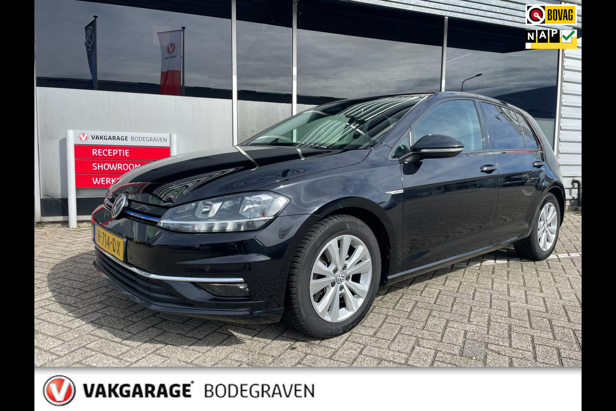 Volkswagen Golf 1.5 TSI Comfortline / CarPlay