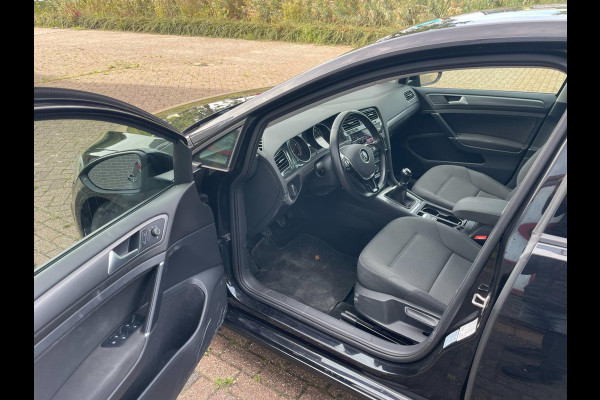 Volkswagen Golf 1.5 TSI Comfortline / CarPlay