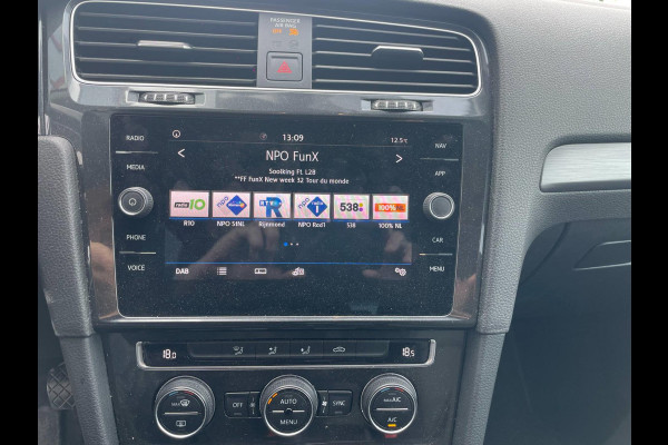 Volkswagen Golf 1.5 TSI Comfortline / CarPlay