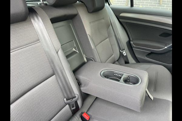 Volkswagen Golf 1.5 TSI Comfortline / CarPlay