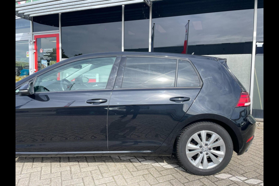 Volkswagen Golf 1.5 TSI Comfortline / CarPlay