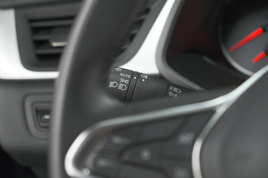 Renault Captur TCe 90 Evolution | Navigatie | Apple Carplay | Parkeersensoren Renault Captur TCe 90 Evolution | Navigatie | Apple Carplay | Parkeersensoren
