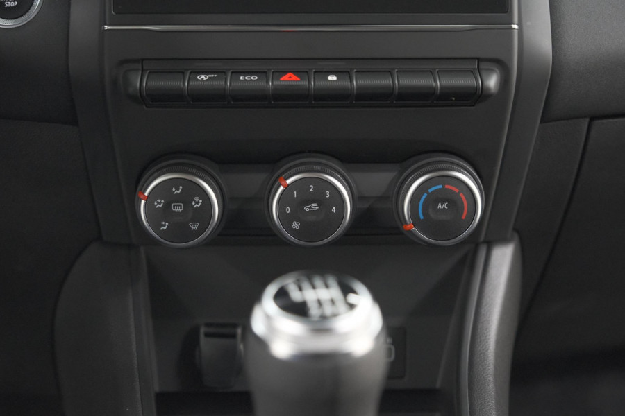 Renault Captur TCe 90 Evolution | Navigatie | Apple Carplay | Parkeersensoren Renault Captur TCe 90 Evolution | Navigatie | Apple Carplay | Parkeersensoren
