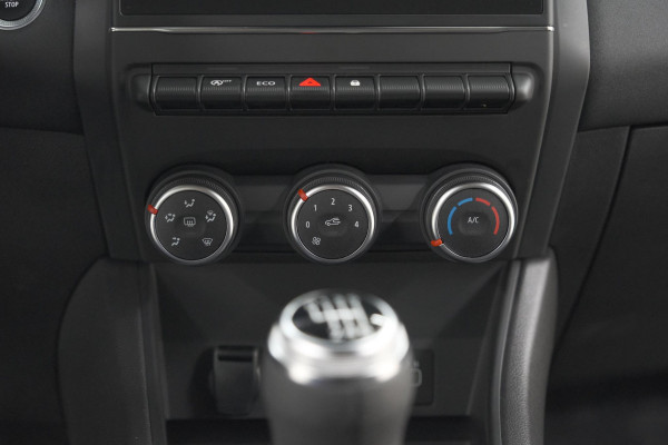 Renault Captur TCe 90 Evolution | Navigatie | Apple Carplay | Parkeersensoren Renault Captur TCe 90 Evolution | Navigatie | Apple Carplay | Parkeersensoren