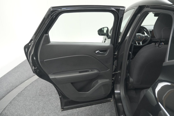 Renault Captur TCe 90 Evolution | Navigatie | Apple Carplay | Parkeersensoren Renault Captur TCe 90 Evolution | Navigatie | Apple Carplay | Parkeersensoren