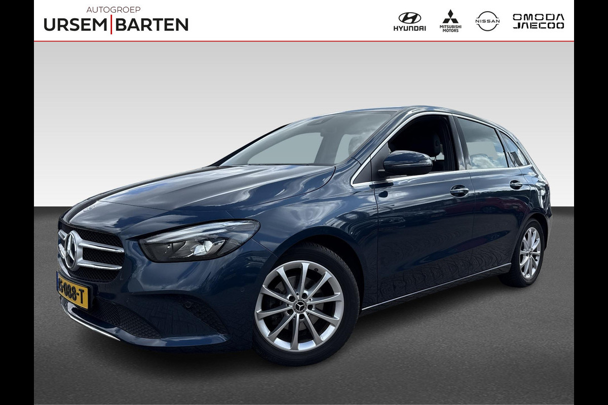 Mercedes-Benz B-Klasse 180 Launch Edition | Automaat | widescreen | trekhaak
