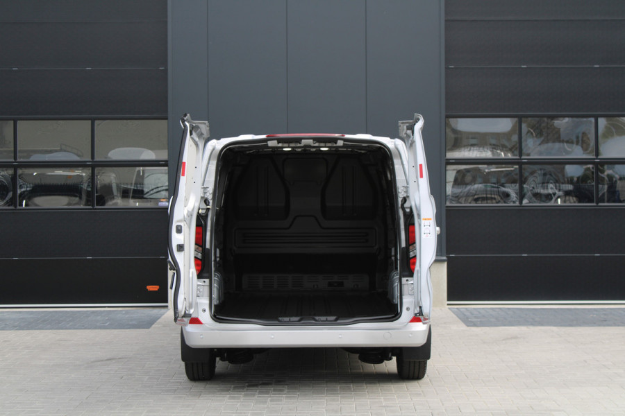 Ford Transit Custom 320 2.0 TDCI L2H1 Limited 170pk - Adaptive Cruise - Blind spot - Navigatie - Camera - Draadloos laden - Stoelverwarming - Rijkla