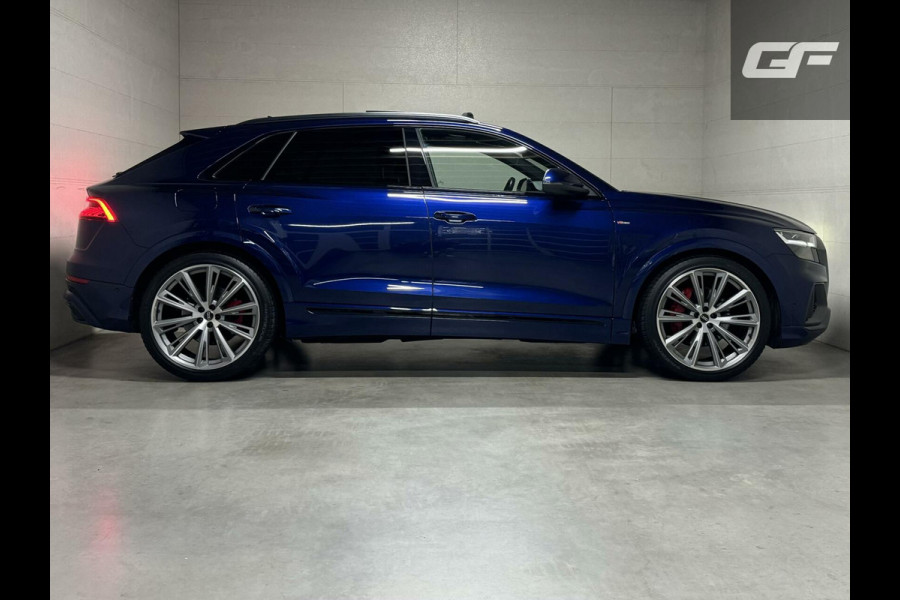 Audi Q8 55 TFSI Quattro S-Line Black Edition Pano B&O 360° Sfeer Luchtv. Trekh.