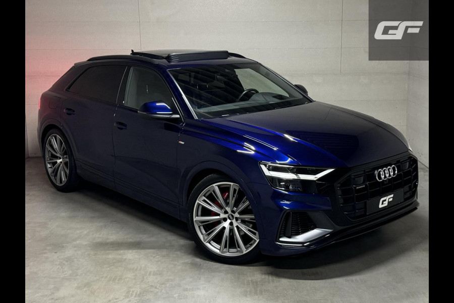 Audi Q8 55 TFSI Quattro S-Line Black Edition Pano B&O 360° Sfeer Luchtv. Trekh.