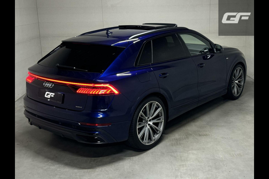 Audi Q8 55 TFSI Quattro S-Line Black Edition Pano B&O 360° Sfeer Luchtv. Trekh.