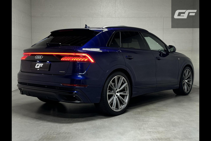 Audi Q8 55 TFSI Quattro S-Line Black Edition Pano B&O 360° Sfeer Luchtv. Trekh.