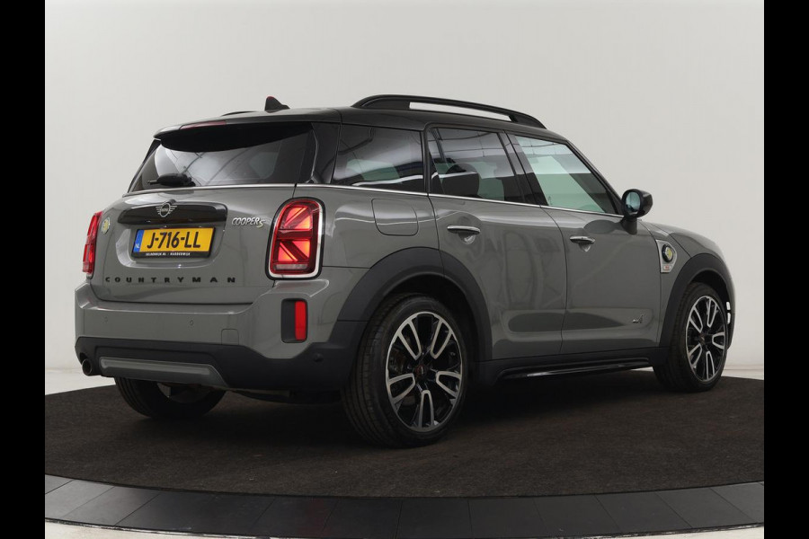 MINI Countryman 2.0 Cooper S E ALL4 | Carplay | Half leder | Navigatie | Cruise control | 19'' | Airco | Full LED | Digital Cockpit | Parkeerhulp | PHEV | Plug In