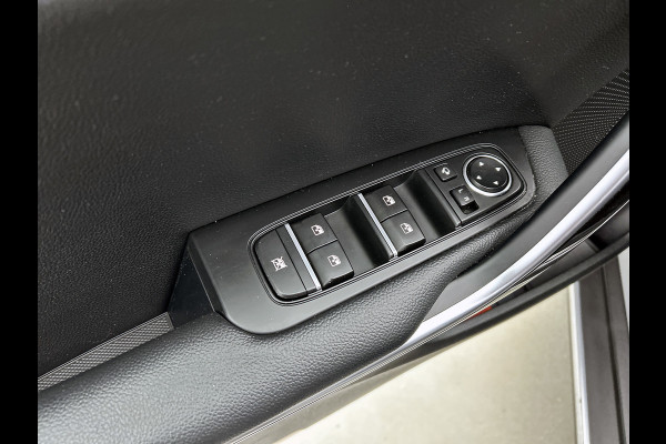 Kia Xceed 1.5 T-GDI MHEV DynamicPlusLine (NAVIGATIE, STOEL-/STUURVERWARMING, CARPLAY, CAMERA, GOED ONDERHOUDEN)