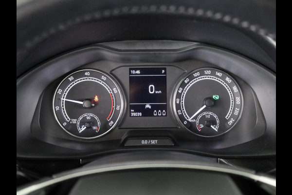 Škoda SCALA 1.0 TSI Sport Business 110pk Automaat | Navigatie via App | Parkeersensoren voor en achter | Cruise controle