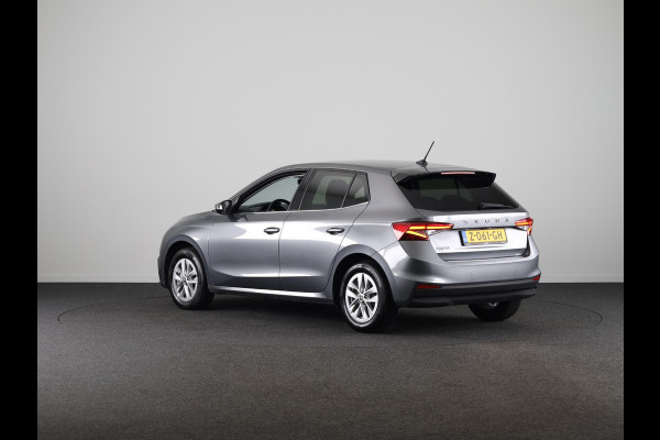 Škoda Fabia 1.0 TSI Business Edition 95pk | Navigatie via App | Verwarmbare voorstoelen | Climatronic | Lichtmetalen velgen