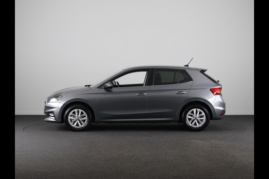 Škoda Fabia 1.0 TSI Business Edition 95pk | Navigatie via App | Verwarmbare voorstoelen | Climatronic | Lichtmetalen velgen