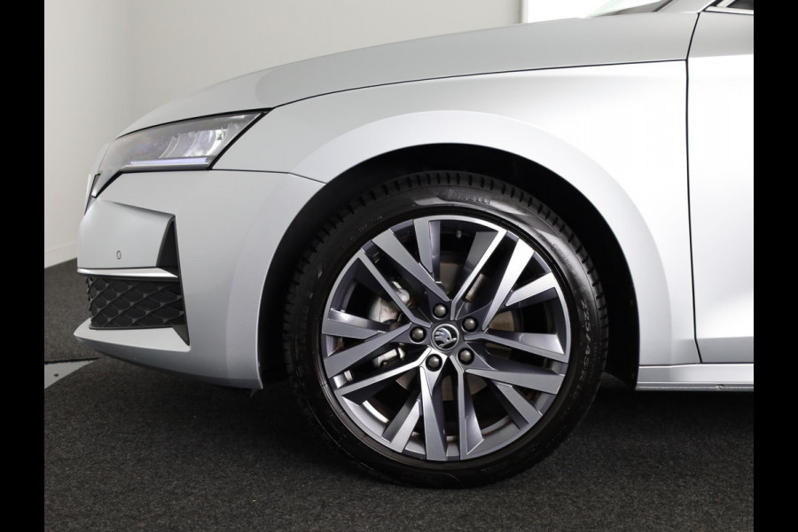 Škoda Octavia Combi 1.5 TSI MHEV Business Edition Plus 115 pk Automaat (DSG) | Verlengde garantie | Navigatie | Parkeersensoren | Achteruitrijcamera | Adaptieve cruise control | Stoelverwarming |