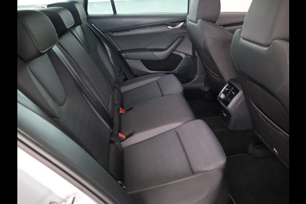 Škoda Octavia Combi 1.5 TSI MHEV Business Edition Plus 115 pk Automaat (DSG) | Verlengde garantie | Navigatie | Parkeersensoren | Achteruitrijcamera | Adaptieve cruise control | Stoelverwarming |