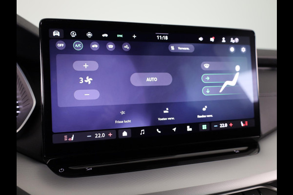 Škoda Octavia Combi 1.5 TSI MHEV Business Edition Plus 115 pk Automaat (DSG) | Verlengde garantie | Navigatie | Parkeersensoren | Achteruitrijcamera | Adaptieve cruise control | Stoelverwarming |