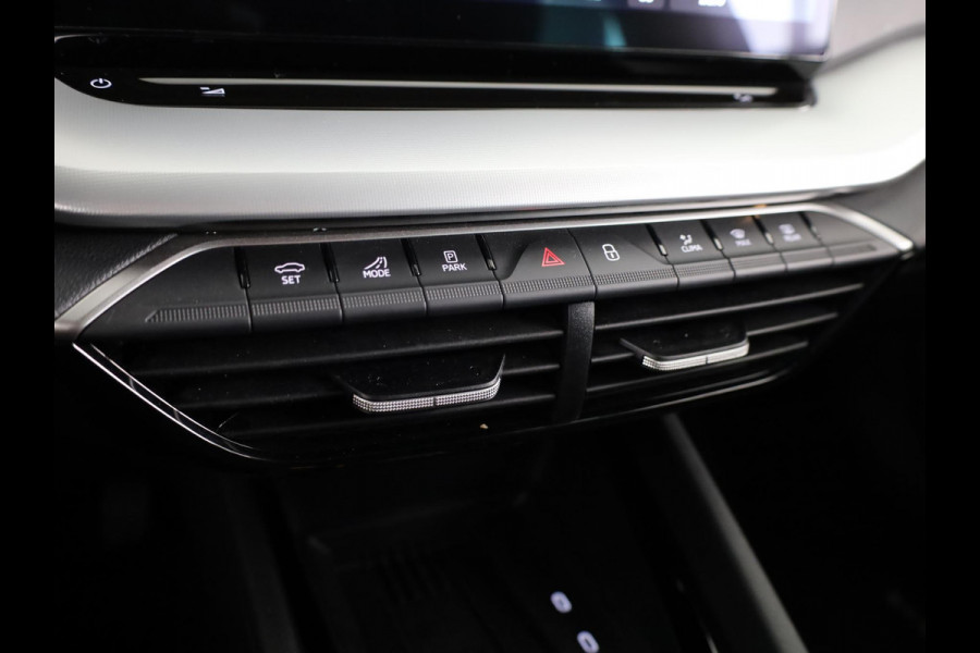 Škoda Octavia Combi 1.5 TSI MHEV Business Edition Plus 115 pk Automaat (DSG) | Verlengde garantie | Navigatie | Parkeersensoren | Achteruitrijcamera | Adaptieve cruise control | Stoelverwarming |