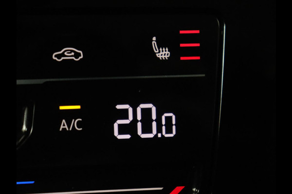 Volkswagen Passat 1.4 TSI PHEV GTE | Trekhaak | Stoelverwarming | Massage | Camera | Adaptive cruise | Carplay | Navigatie | Side Assist | Matrix LED | Plug In