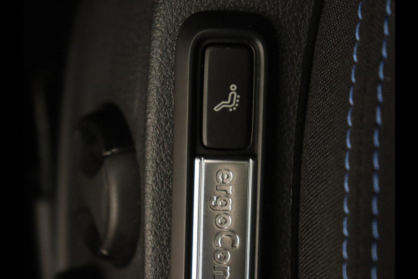 Volkswagen Passat 1.4 TSI PHEV GTE | Trekhaak | Stoelverwarming | Massage | Camera | Adaptive cruise | Carplay | Navigatie | Side Assist | Matrix LED | Plug In