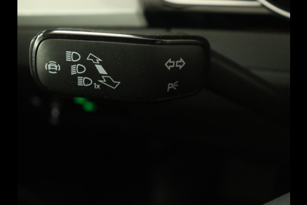 Volkswagen Passat 1.4 TSI PHEV GTE | Trekhaak | Stoelverwarming | Massage | Camera | Adaptive cruise | Carplay | Navigatie | Side Assist | Matrix LED | Plug In