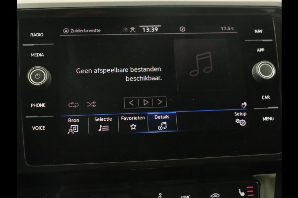 Volkswagen Passat 1.4 TSI PHEV GTE | Trekhaak | Stoelverwarming | Massage | Camera | Adaptive cruise | Carplay | Navigatie | Side Assist | Matrix LED | Plug In