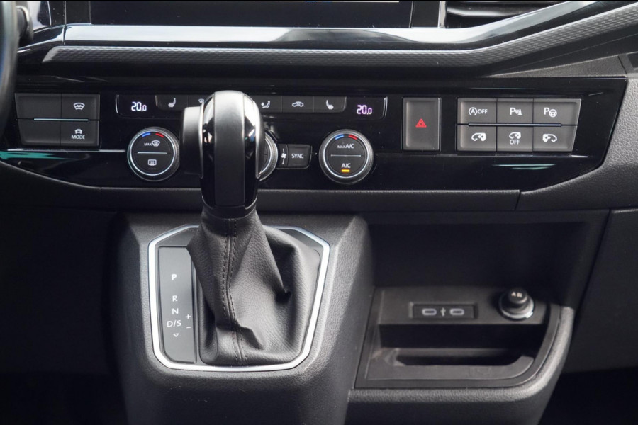 Volkswagen Transporter Multivan 2.0 TDI L1H1 Highline / 7 Pers. / LED / Trekhaak / Camera / Navi / Leder