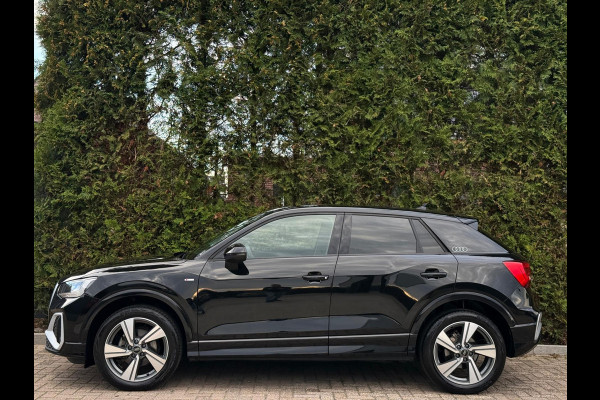 Audi Q2 35 TFSI S-Line CarPlay Camera