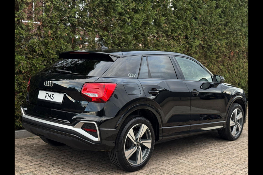 Audi Q2 35 TFSI S-Line CarPlay Camera