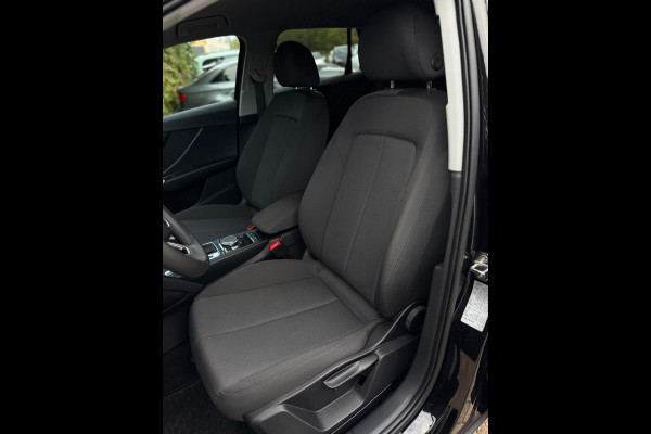 Audi Q2 35 TFSI S-Line CarPlay Camera