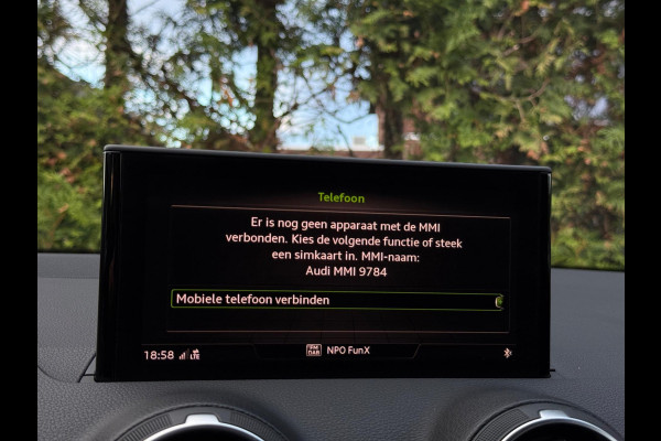 Audi Q2 35 TFSI S-Line CarPlay Camera