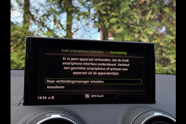 Audi Q2 35 TFSI S-Line CarPlay Camera