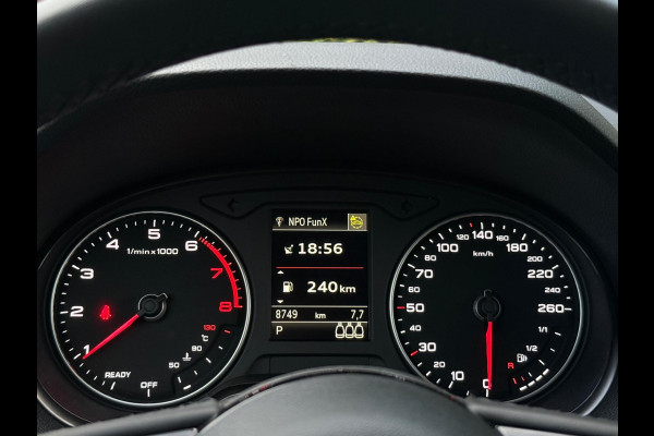 Audi Q2 35 TFSI S-Line CarPlay Camera