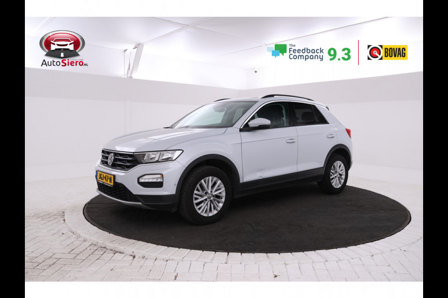 Volkswagen T-Roc 1.5 TSI Sport Automaat, Apple carplay, Panorama Volkswagen T-Roc 1.5 TSI Sport Automaat, Apple carplay, Panorama