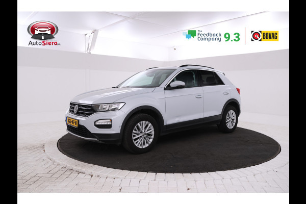 Volkswagen T-Roc 1.5 TSI Sport Automaat, Apple carplay, Panorama Volkswagen T-Roc 1.5 TSI Sport Automaat, Apple carplay, Panorama