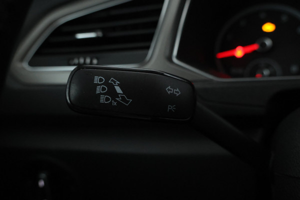 Volkswagen T-Roc 1.5 TSI Sport Automaat, Apple carplay, Panorama Volkswagen T-Roc 1.5 TSI Sport Automaat, Apple carplay, Panorama