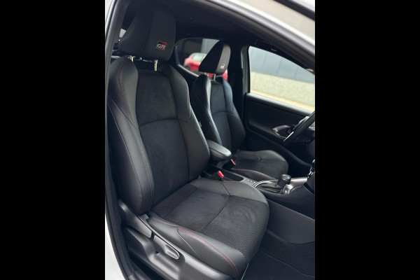 Toyota Yaris 1.5 Hybrid GR Sport CarPlay Camera