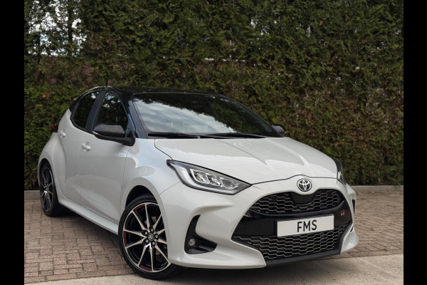 Toyota Yaris 1.5 Hybrid GR Sport CarPlay Camera