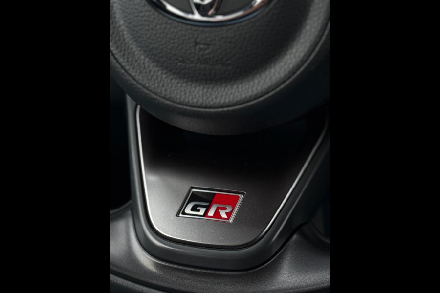Toyota Yaris 1.5 Hybrid GR Sport CarPlay Camera