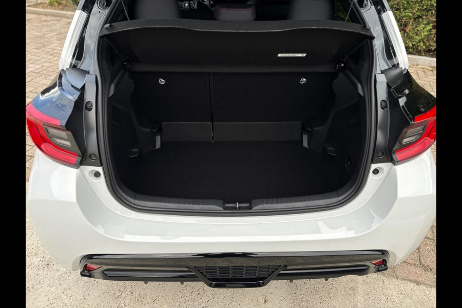 Toyota Yaris 1.5 Hybrid GR Sport CarPlay Camera