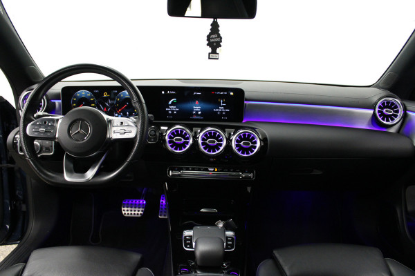 Mercedes-Benz CLA-Klasse 200 Premium Plus AMG Edition Pano|Sfeer|multibeam