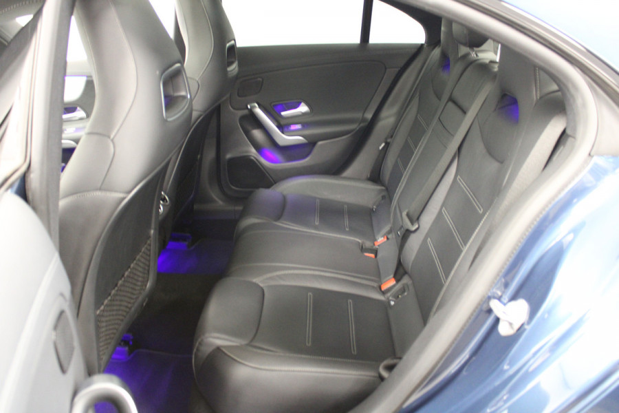 Mercedes-Benz CLA-Klasse 200 Premium Plus AMG Edition Pano|Sfeer|multibeam