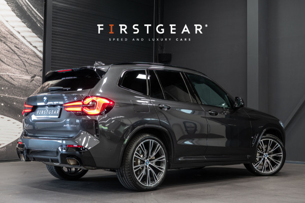BMW X3 xDrive30e *M-Sport / Panorama / Harman Kardon / Keyless / HUD / Surround-View / Laserverlichting*