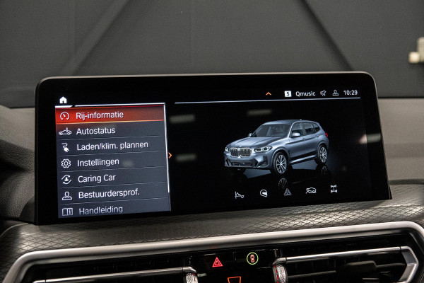 BMW X3 xDrive30e *M-Sport / Panorama / Harman Kardon / Keyless / HUD / Surround-View / Laserverlichting*